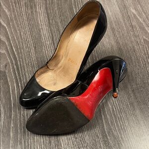 Louboutins red bottom heels 37